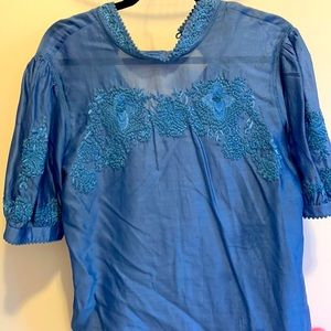 Anthropologie top M